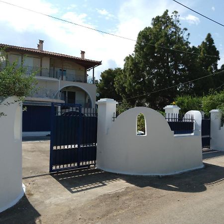 Bed and Breakfast Apollon And Artemis Paralia Avlidhos Екстер'єр фото